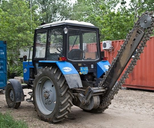 Траншеекопатель в аренду в Архангельске и  Архангельской области